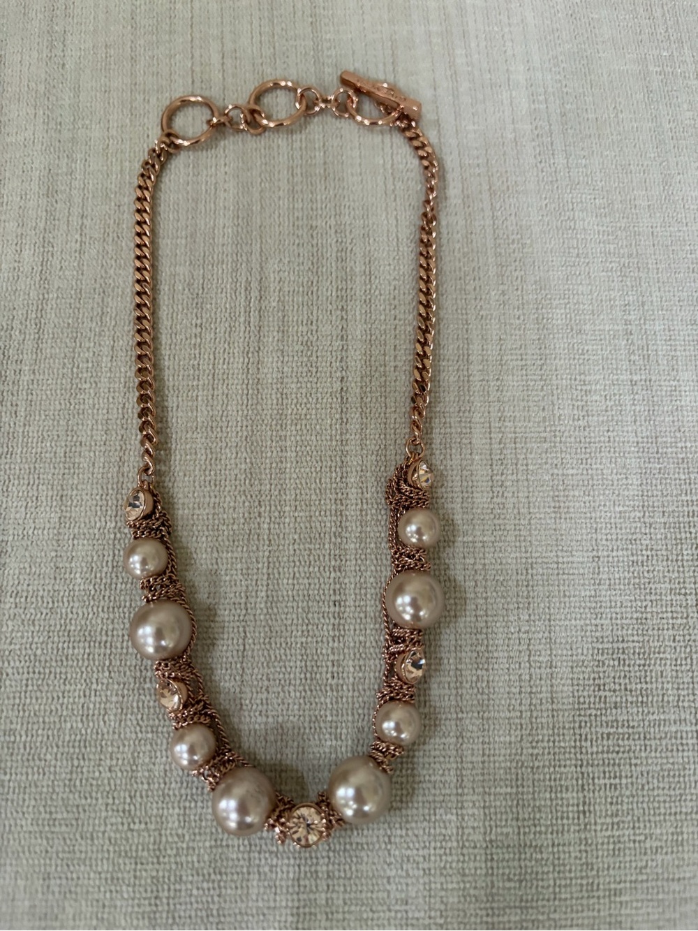 VTG GIVENCHY SIGNED Rose Gold Tone PEARL CRYSTAL STATION NECKLACE-Pristine!!